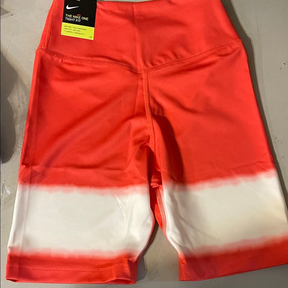 Nike performance tight fit training shorts XS 7”
